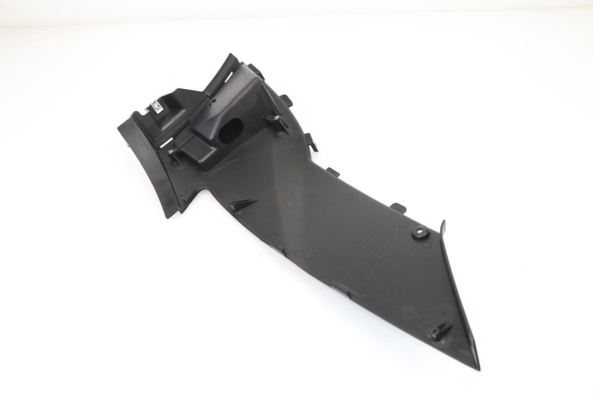 photo de LEFT UNDERSEAT COVER DAELIM S2 FI 125 (2008 - 2017)