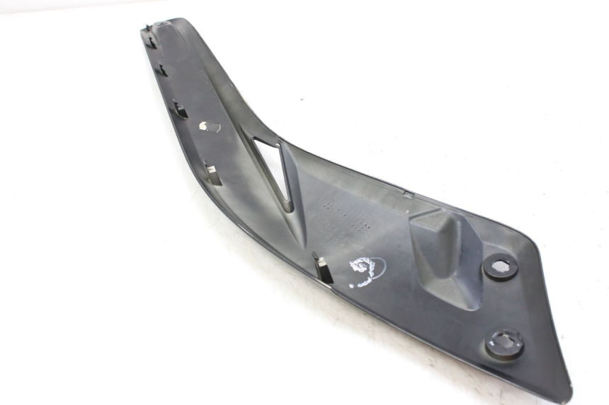 photo de LEFT UNDERSEAT COVER MBK SKYCRUISER 125 (2010 - 2013)