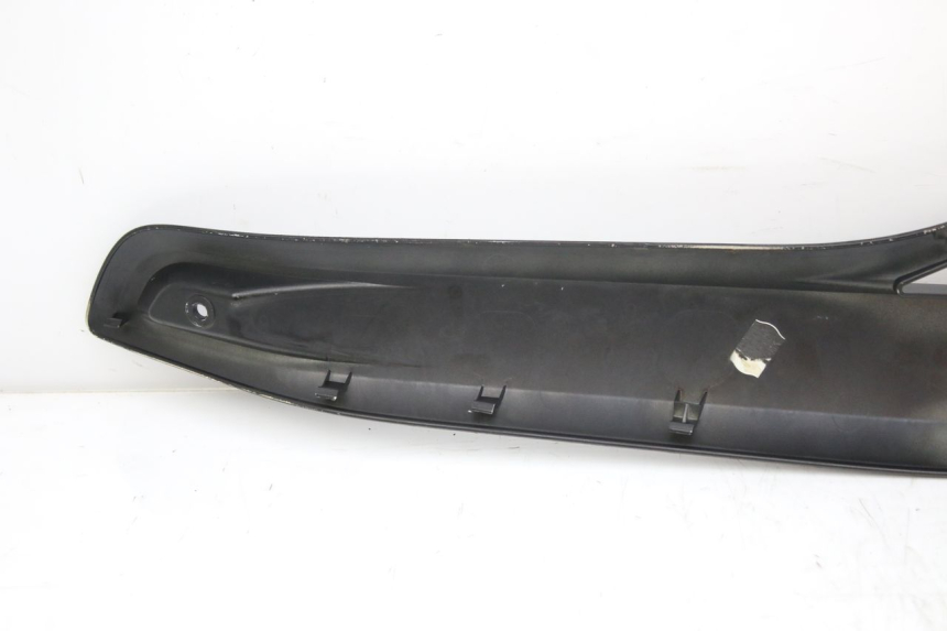 photo de LEFT UNDERSEAT COVER MBK SKYCRUISER 125 (2010 - 2013)