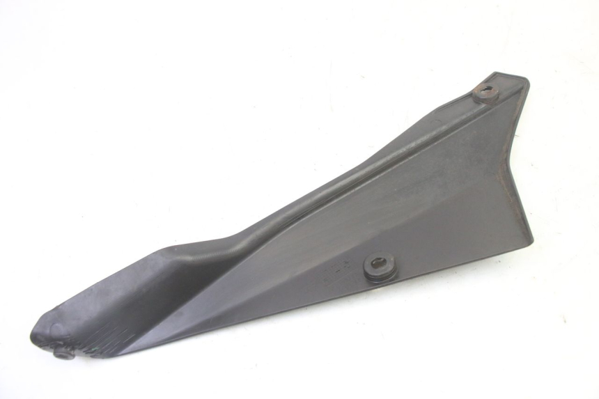 photo de LEFT UNDERSEAT PANEL GILERA SMT SUPERMOTARD 50 (2009 - 2017)
