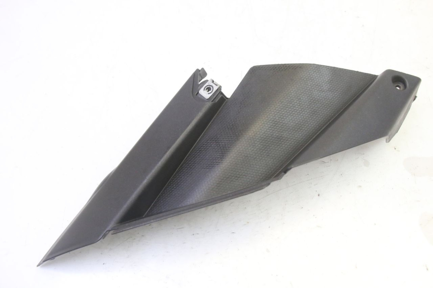 photo de LEFT UNDERSEAT COVER APRILIA SR R 2T LC 50 (2018 - 2021)