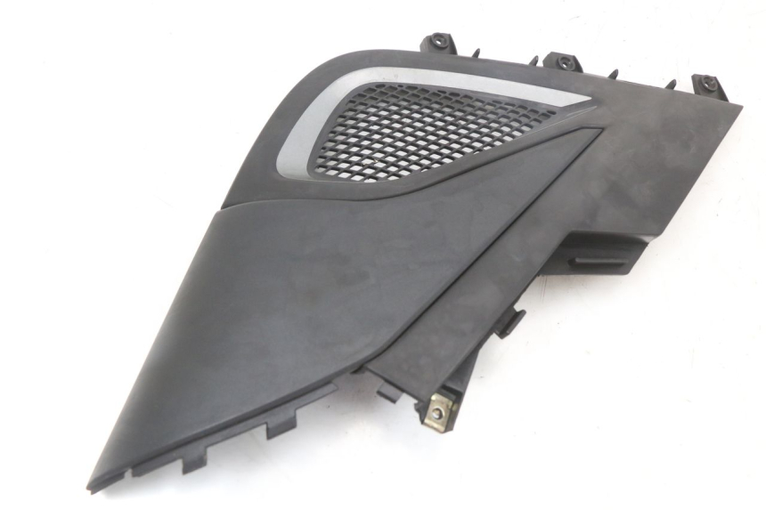 photo de LEFT UNDERSEAT PANEL KYMCO SUPER 8 4T 50 (2018 - 2020)