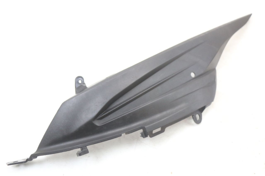 photo de LEFT UNDERSEAT PANEL SUZUKI ADDRESS 110 (2015 - 2020)