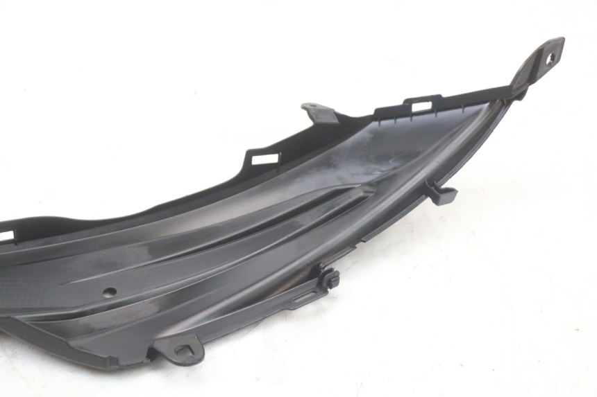 photo de LEFT UNDERSEAT PANEL SUZUKI ADDRESS 110 (2015 - 2020)