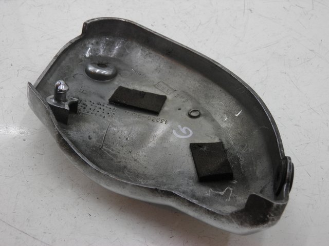 photo de LEFT UNDERSEAT PANEL SUZUKI GSF N BANDIT 600 (1996 - 1999)