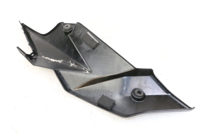 photo de LEFT UNDERSEAT PANEL SUZUKI GSR 750 (2011 - 2017)