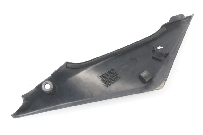 photo de LEFT UNDERSEAT PANEL SUZUKI GSX-R GSXR K6 1000 (2005 - 2006)