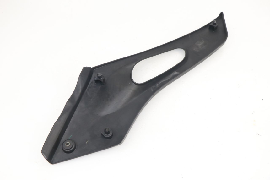 photo de LEFT UNDERSEAT COVER SUZUKI XF FREEWIND 650 (1997 - 2003)