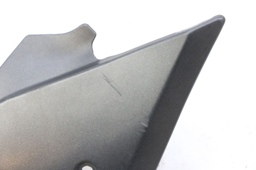 photo de LEFT UNDERSEAT PANEL SUZUKI SV S 650 (2003 - 2009)