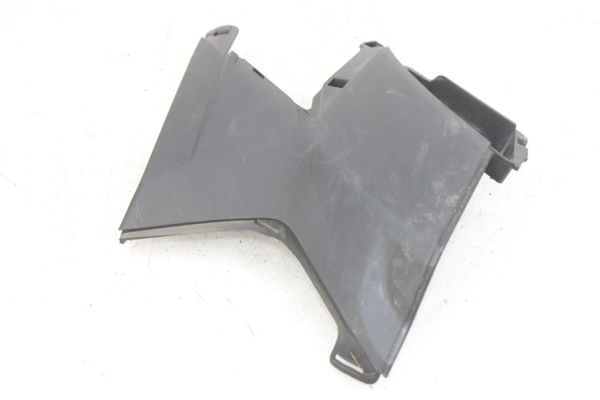 photo de LEFT UNDERSEAT COVER APRILIA SXR 50 (2021 - 2023)