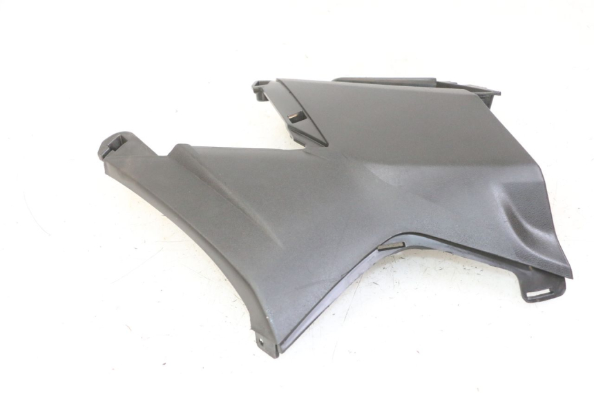 photo de LEFT UNDERSEAT COVER APRILIA SXR 50 (2021 - 2023)