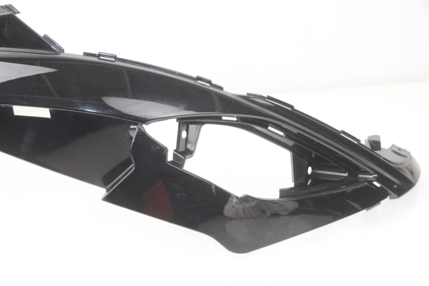 photo de LEFT UNDERSEAT COVER SYM FIDDLE 3 III 125 (2014 - 2020)