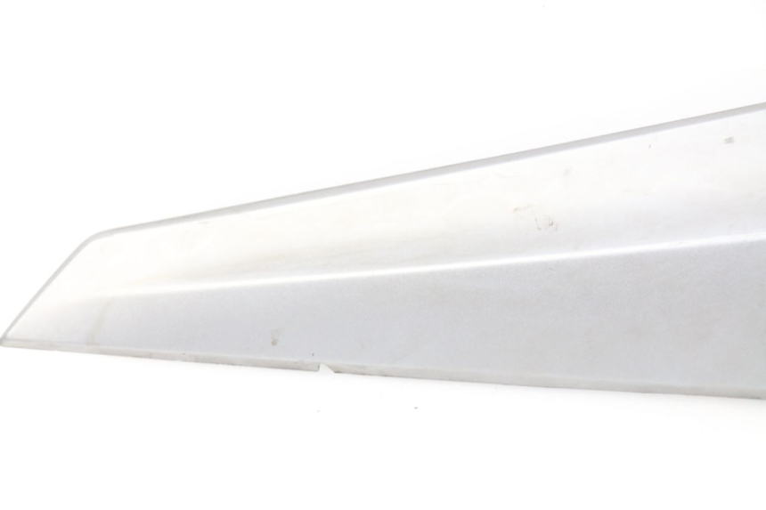 photo de LEFT UNDERSEAT PANEL SYM GTS EFI ABS 125 (2012 - 2016)