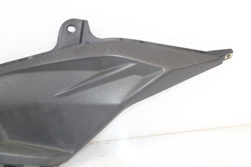 photo de LEFT UNDERSEAT COVER SYM ORBIT III 3 4T 50 (2018 - 2021)