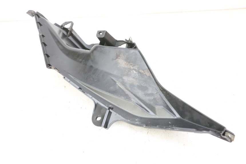 photo de LEFT UNDERSEAT COVER SYM ORBIT III 3 4T 50 (2018 - 2021)