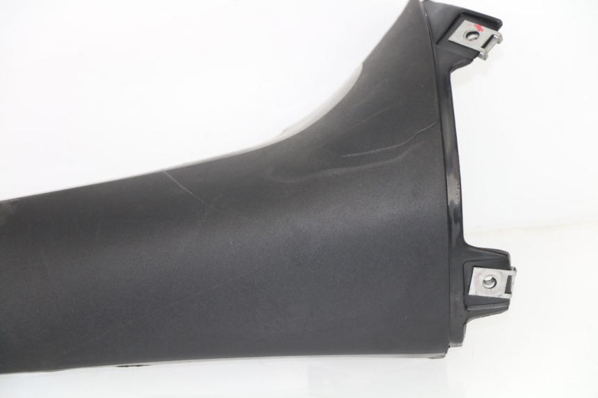 photo de LEFT UNDERSEAT PANEL APRILIA TUONO 125 (2003 - 2005)