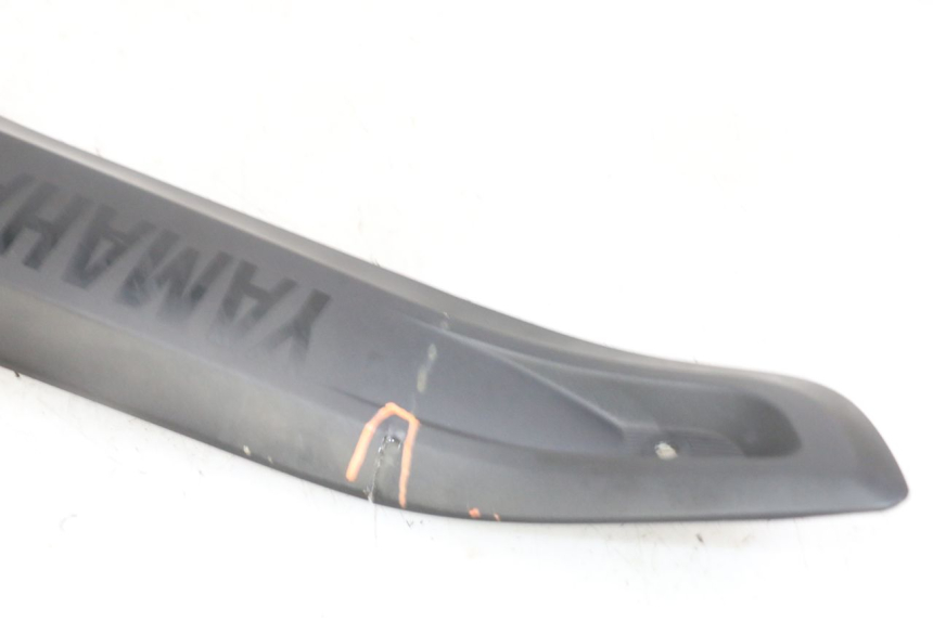 photo de LEFT UNDERSEAT COVER YAMAHA X-MAX XMAX 125 (2010 - 2014)