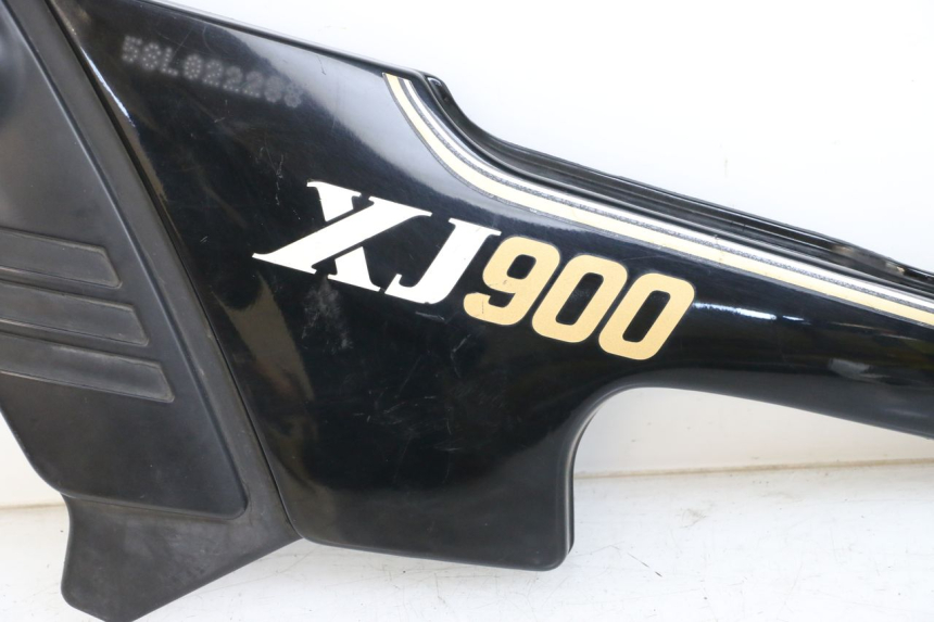 photo de LEFT UNDERSEAT PANEL YAMAHA XJ F 900 (1983 - 1994)