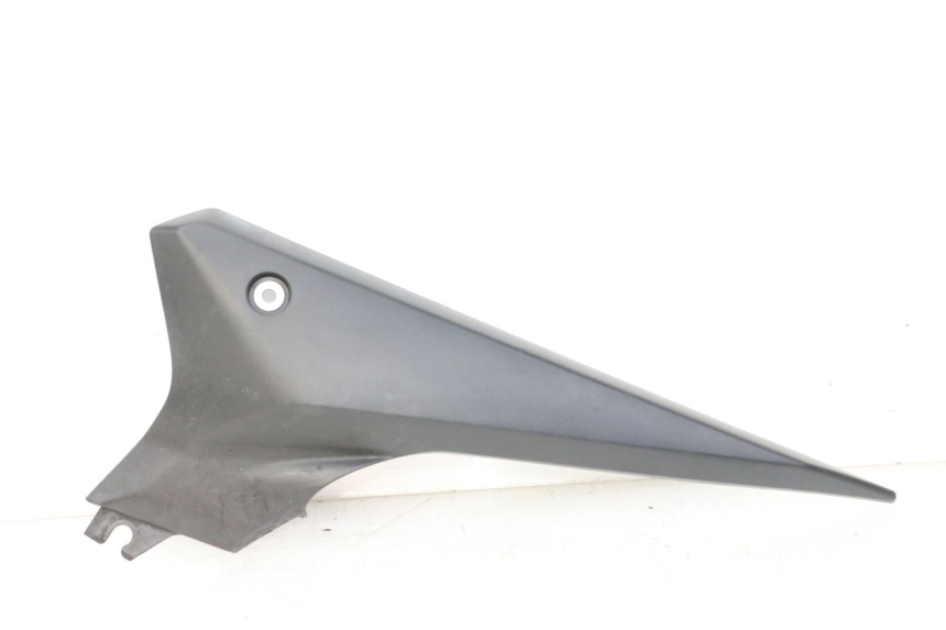 photo de LEFT UNDERSEAT PANEL YAMAHA XJ6 ABS 600 (2008 - 2016)
