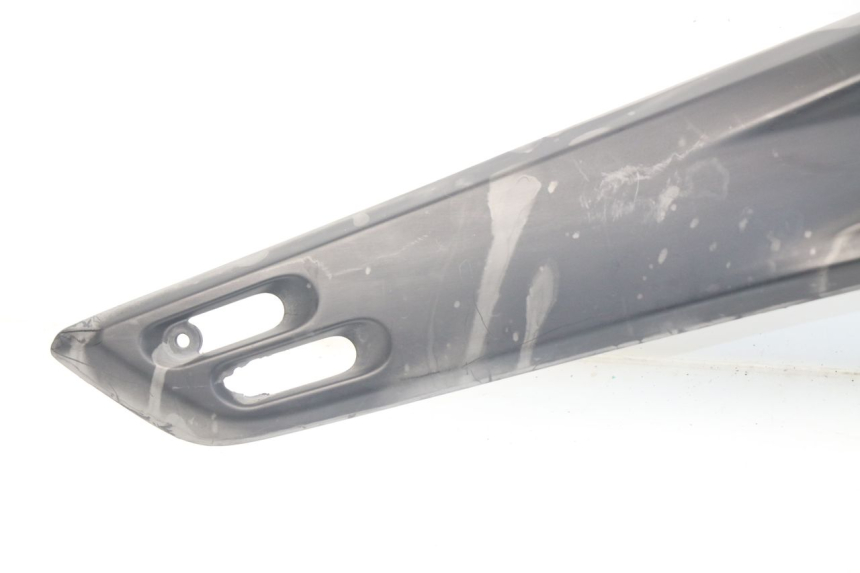 photo de LEFT UNDERSEAT COVER YAMAHA XP T-MAX TMAX ABS 500 (2004 - 2007)