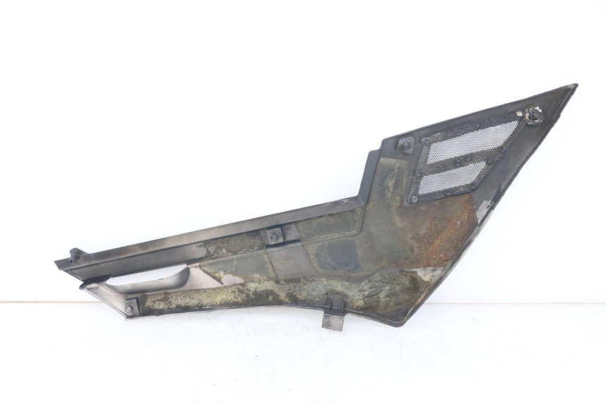 photo de LEFT UNDERSEAT COVER YAMAHA FJ 3CX 1200 (1986 - 1996)