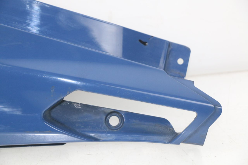 photo de LEFT UNDERSEAT PANEL YAMAHA FJR ABS 1300 (2006 - 2012)