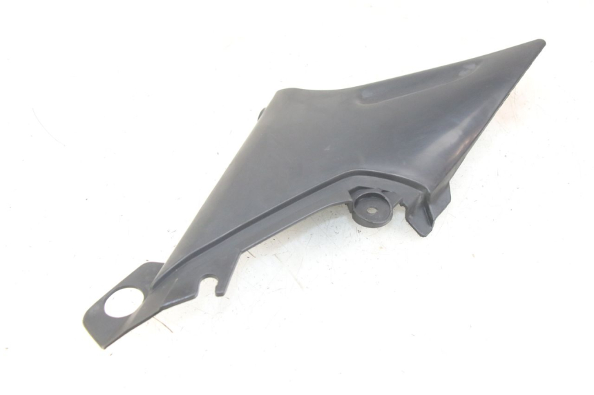 photo de LEFT UNDERSEAT PANEL YAMAHA XJN DIVERSION 600 (2000 - 2003)