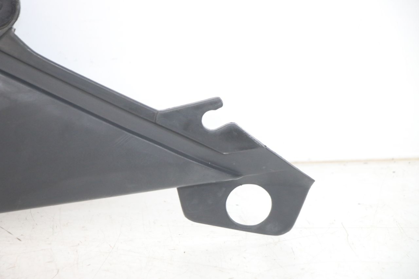 photo de LEFT UNDERSEAT PANEL YAMAHA XJN DIVERSION 600 (2000 - 2003)