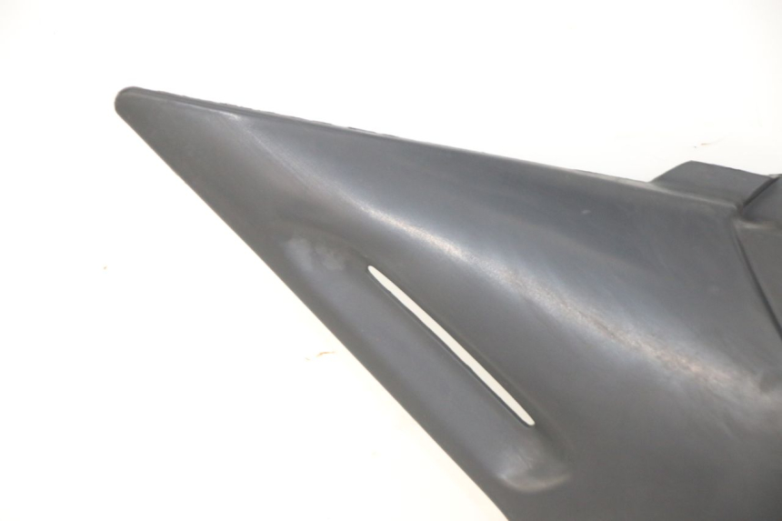 photo de LEFT UNDERSEAT PANEL YAMAHA XJN DIVERSION 600 (2000 - 2003)