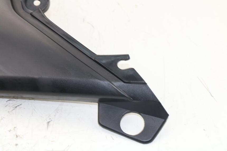 photo de LEFT UNDERSEAT PANEL YAMAHA XJS DIVERSION 600 (1997 - 1999)