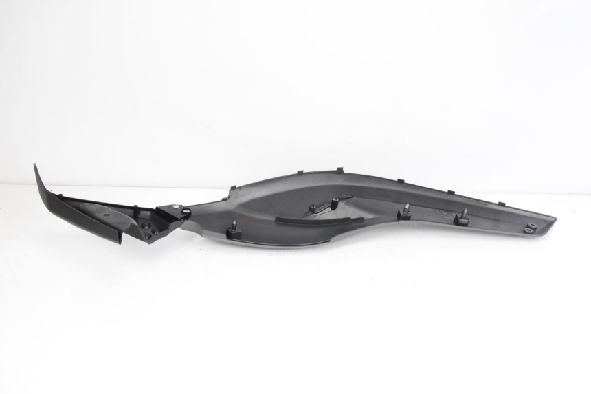 photo de LEFT UNDERSEAT PANEL YAMAHA XP T-MAX TMAX 500 (2008 - 2012)