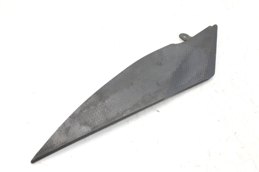 photo de LEFT UNDERSEAT COVER YAMAHA YZF R1 1000 (2007 - 2008)