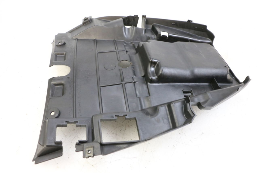 photo de UNDERSEAT PANEL HONDA FJS SILVER WING SILVERWING 400 (2005 - 2008)