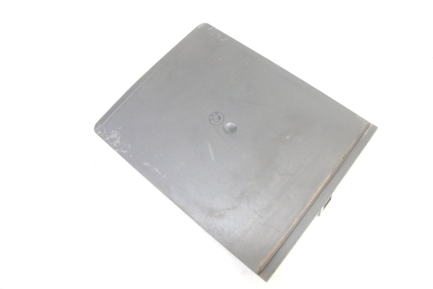 photo de UNDERSEAT PANEL BMW K 75 RT 750 (1989 - 1997)