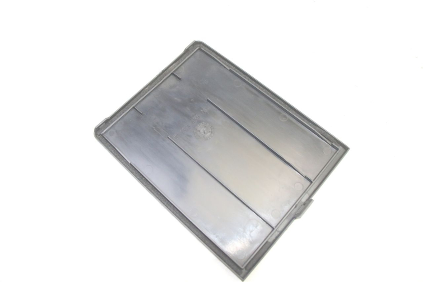 photo de UNDERSEAT PANEL BMW K 75 RT 750 (1989 - 1997)