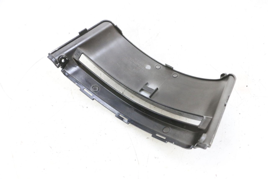 photo de UNDERSEAT COVER KYMCO LIKE 125 (2009 - 2016) - Alternative perspective