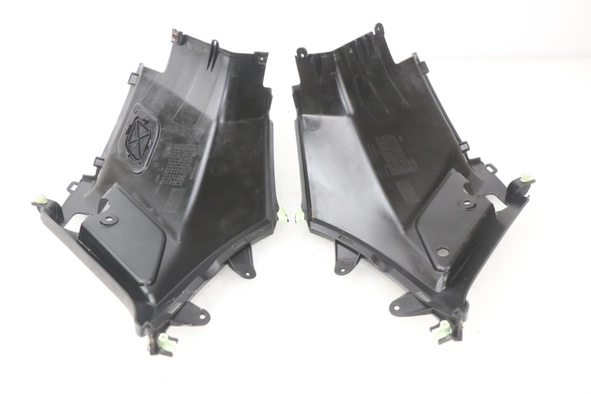 photo de UNDERSEAT COVER PEUGEOT KISBEE 2T 50 (2010 - 2017)