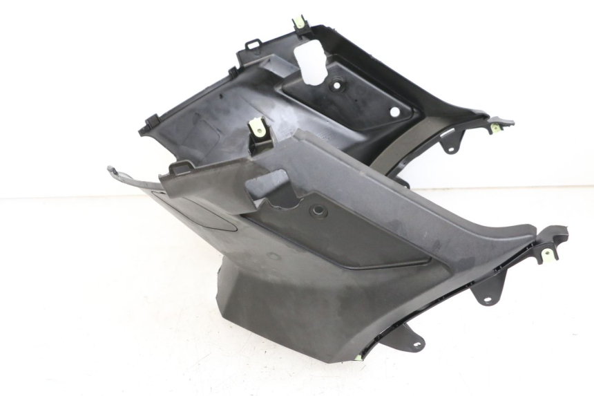 photo de UNDERSEAT COVER PEUGEOT KISBEE 4T 50 (2018 - 2022)