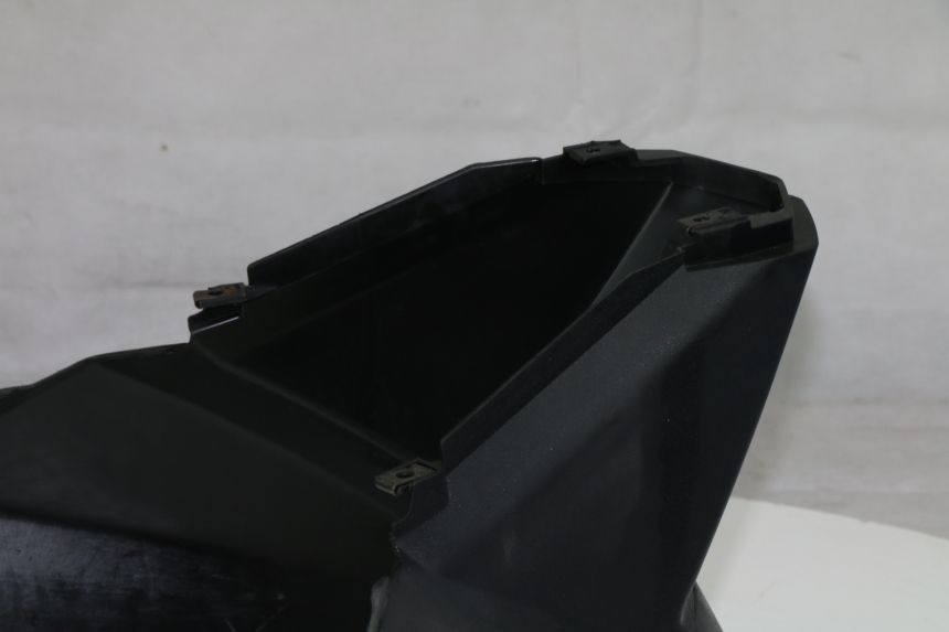 photo de UNDERSEAT COVER PEUGEOT VIVACITY NEW 4T 50 (2008 - 2017)