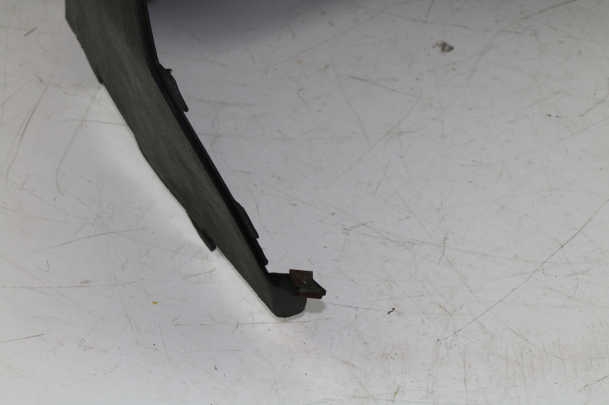 photo de UNDERSEAT COVER PEUGEOT VIVACITY NEW 4T 50 (2008 - 2017)