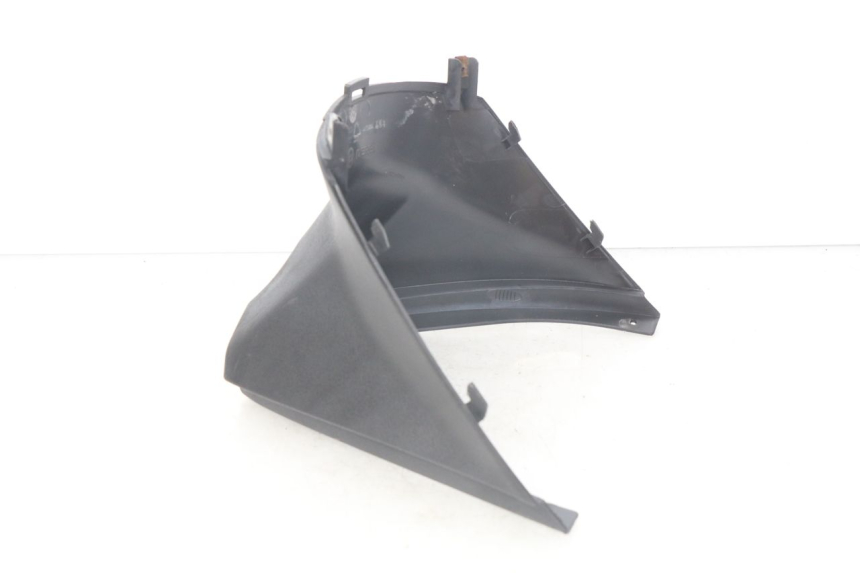 photo de UNDERSEAT PANEL PIAGGIO FLY 125 (2005 - 2012)