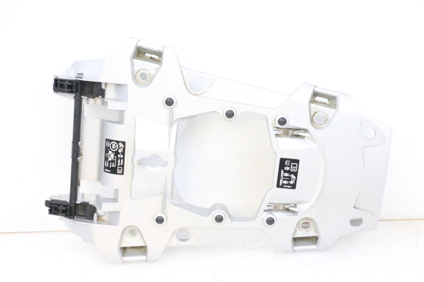 photo de UNDERSEAT PANEL BMW R GS 1250 (2021 - 2024) - Additional view of the item