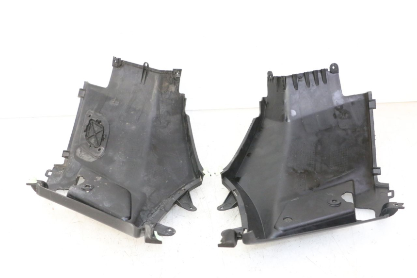 photo de UNDERSEAT PANEL PEUGEOT STREETZONE I 2T 50 (2018 - 2020)