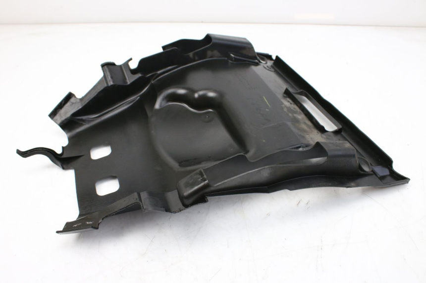 photo de UNDERSEAT COVER SUZUKI AN BURGMAN 400 (2006 - 2010)