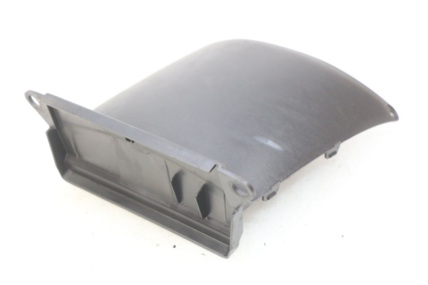 photo de UNDERSEAT COVER SUZUKI SIXTEEN 125 (2008 - 2010)