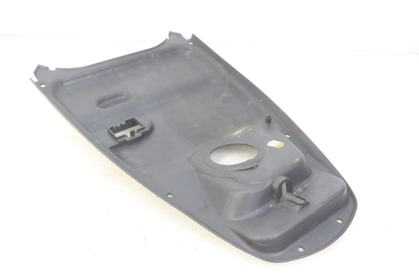 photo de UNDERSEAT COVER SUZUKI SIXTEEN 125 (2008 - 2010)