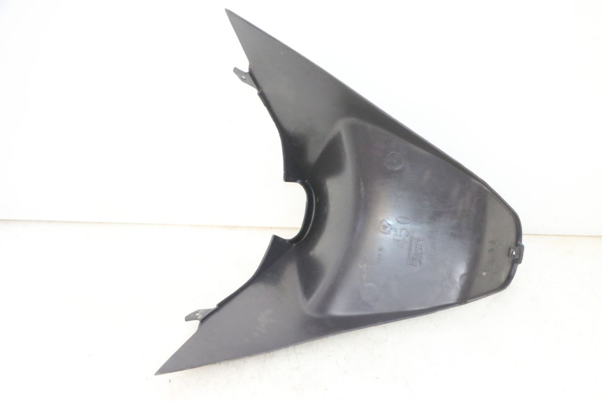 photo de UNDERSEAT PANEL PEUGEOT VIVACITY 100 (1999 - 2008) - Zoom on usage condition