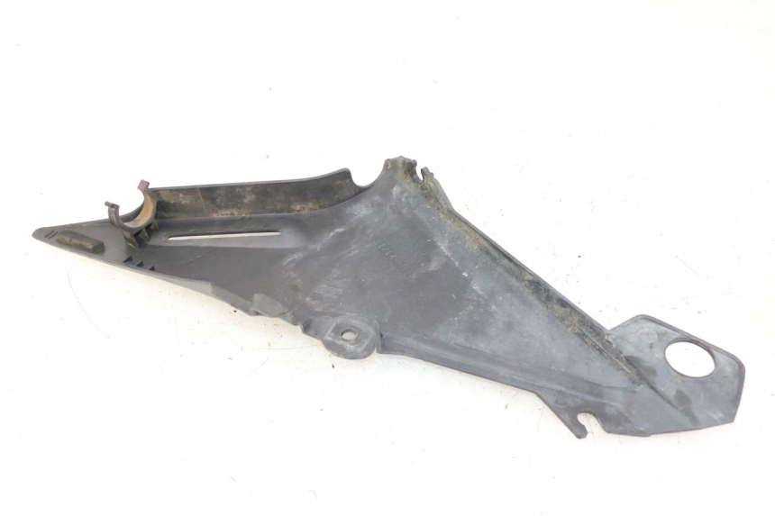 photo de UNDERSEAT PANEL YAMAHA XJN DIVERSION 600 (2000 - 2003)