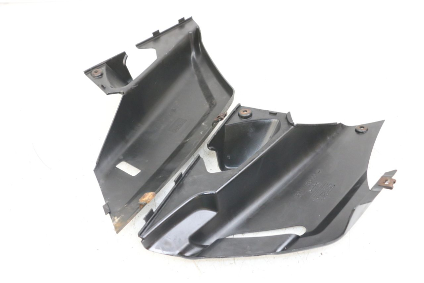 photo de UNDERSEAT COVER YAMAHA X-MAX XMAX 250 (2006 - 2009)