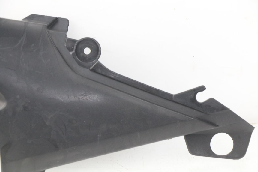 photo de UNDERSEAT PANEL YAMAHA XJ600 XJ DIVERSION 600 (1992 - 1997)